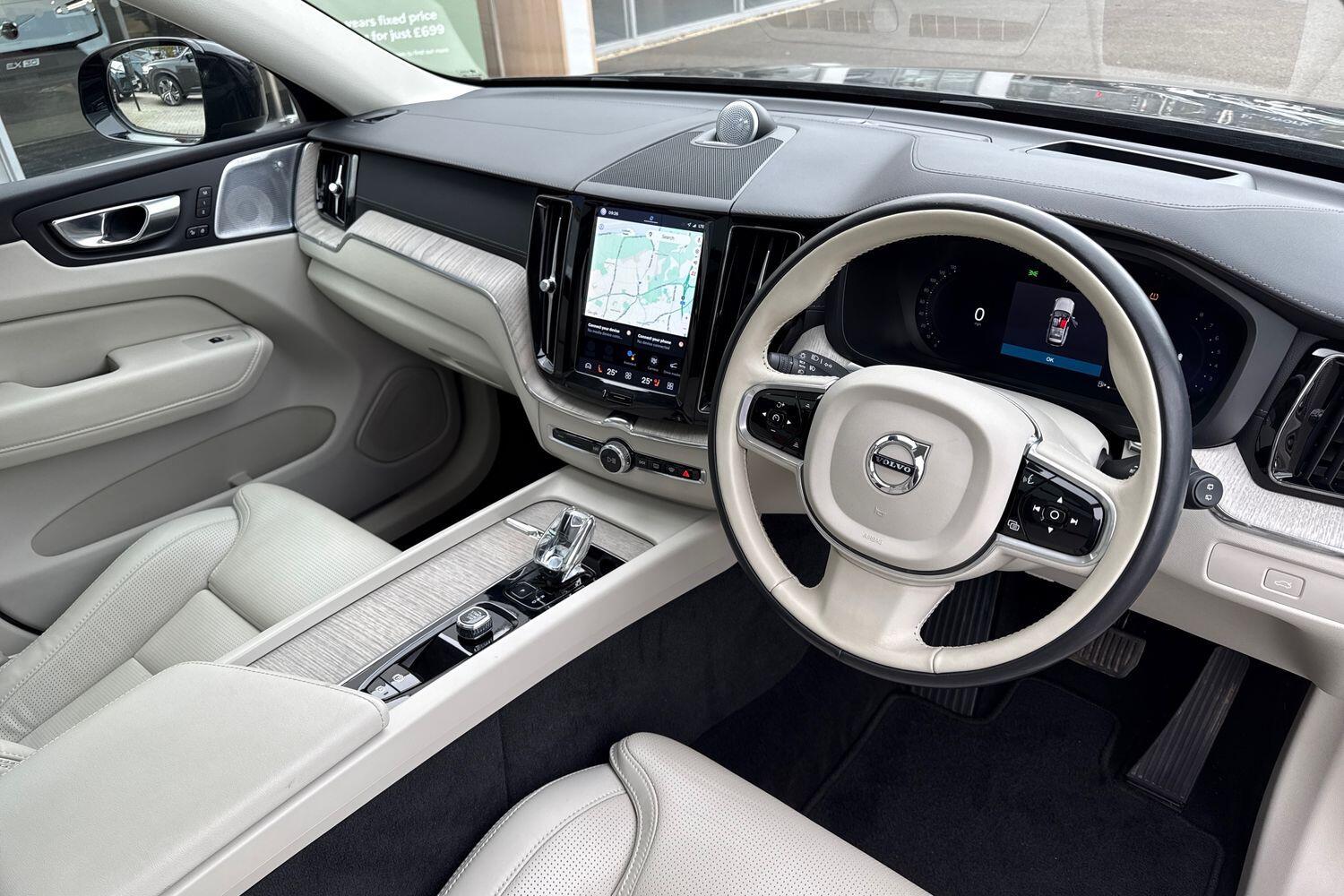 Used Volvo XC60 2022 for sale - 77611429: Photo 6