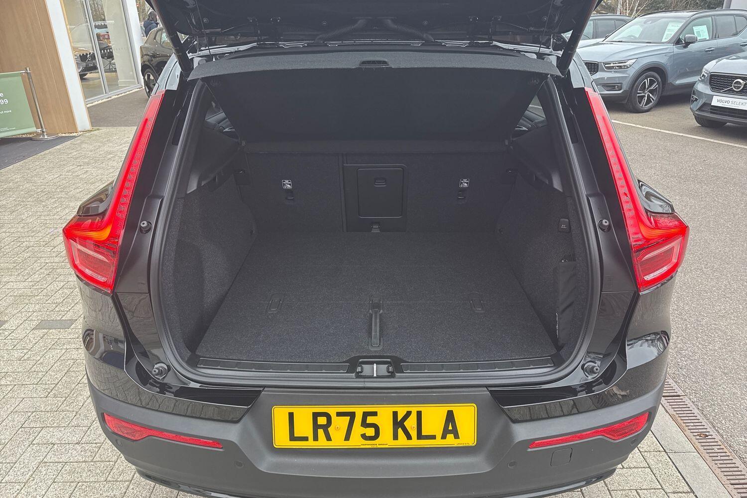 Used Volvo XC40 2025 for sale - 77074704: Photo 20