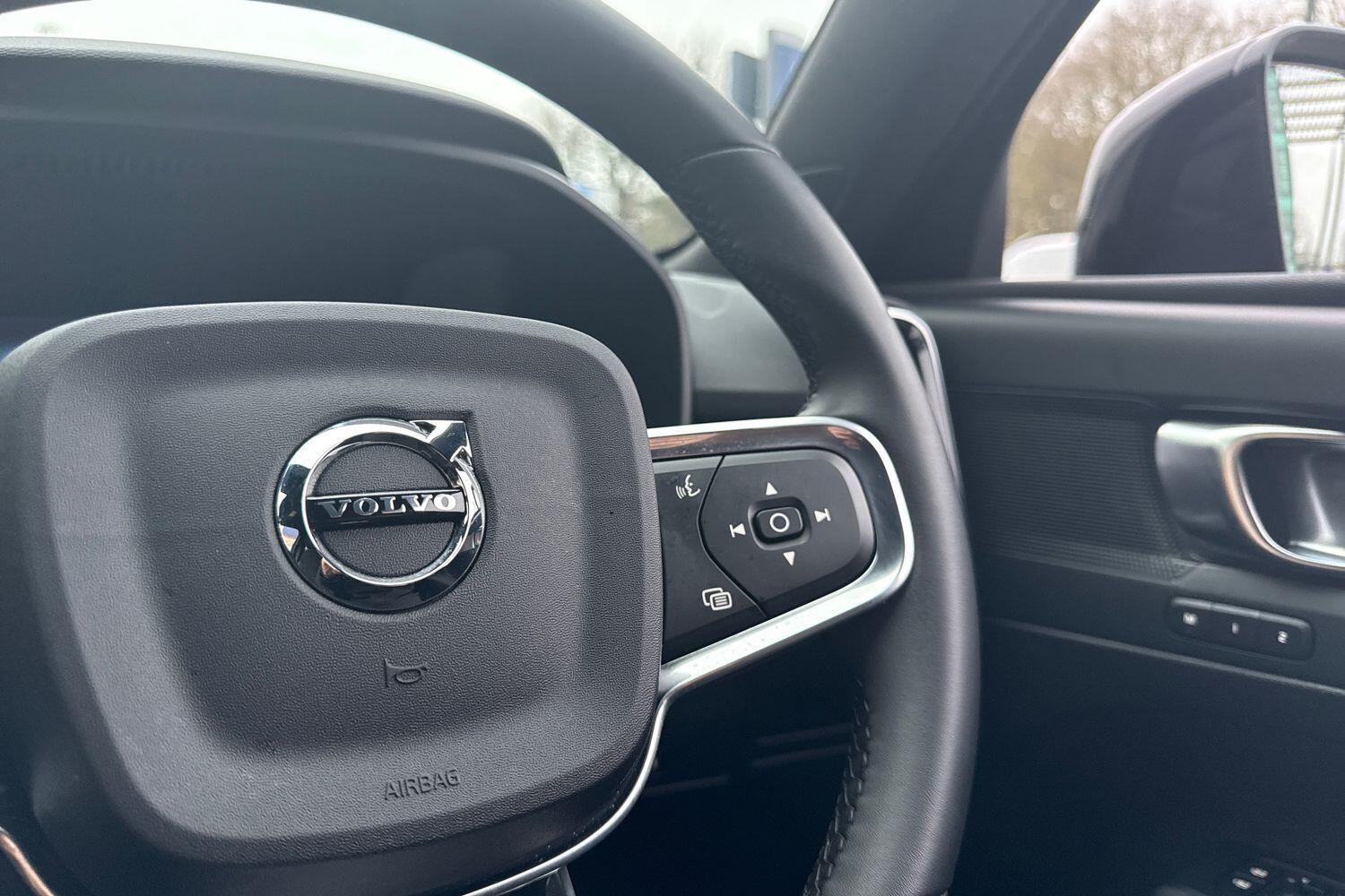 Used Volvo XC40 2025 for sale - 77074704: Photo 37