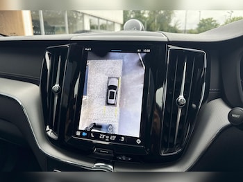 Used Volvo XC60 2024 for sale - 75687575: Photo