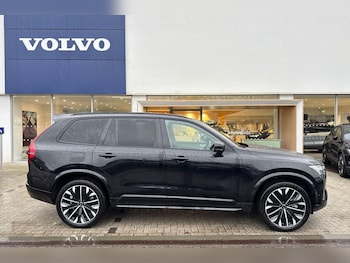 Used Volvo XC90 2025 for sale - 77345572: Photo