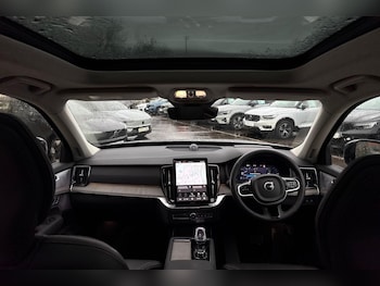 Used Volvo XC90 2025 for sale - 77345572: Photo