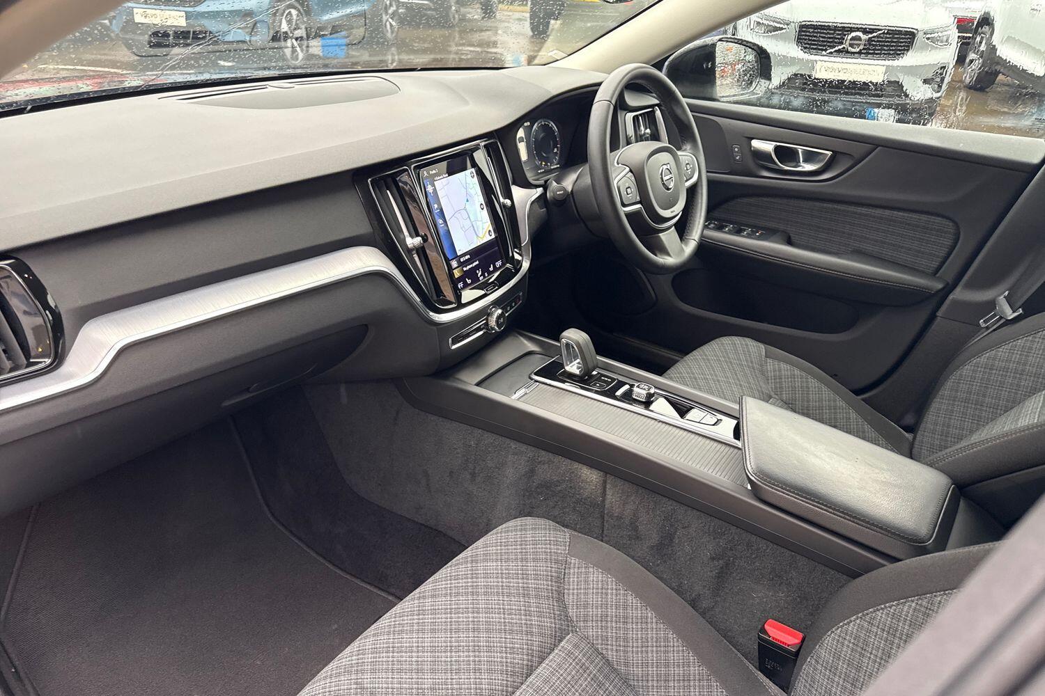 Used Volvo V60 2021 for sale - 76886353: Photo 24