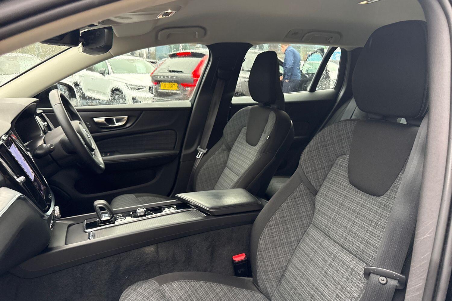 Used Volvo V60 2021 for sale - 76886353: Photo 25