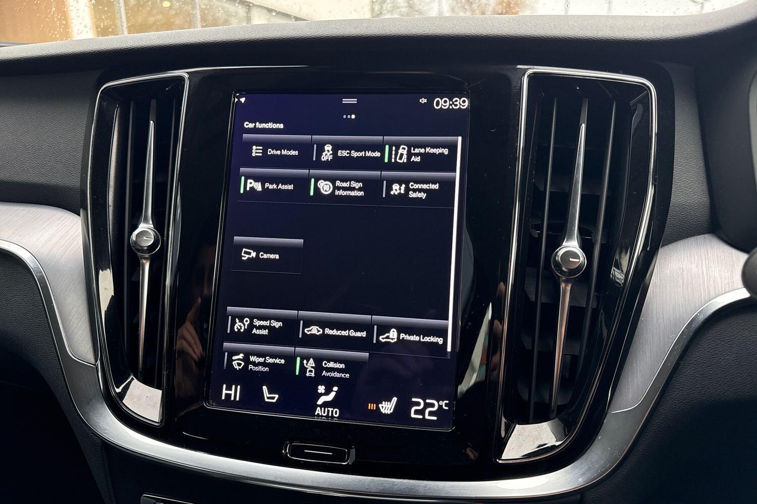 Used Volvo V60 2021 for sale - 76886353: Photo 41