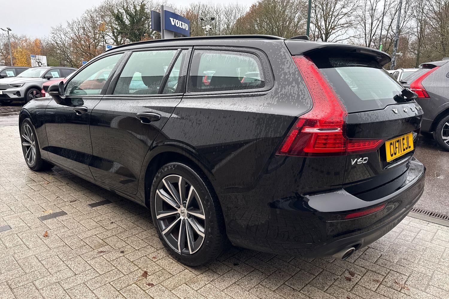Used Volvo V60 2021 for sale - 76886353: Photo 6
