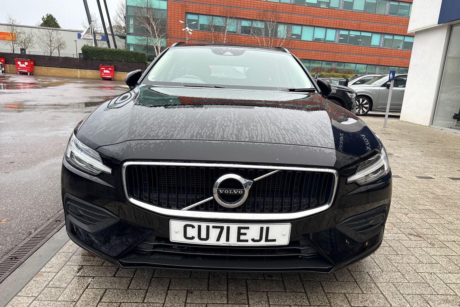 Used Volvo V60 2021 for sale - 76886353: Photo 9