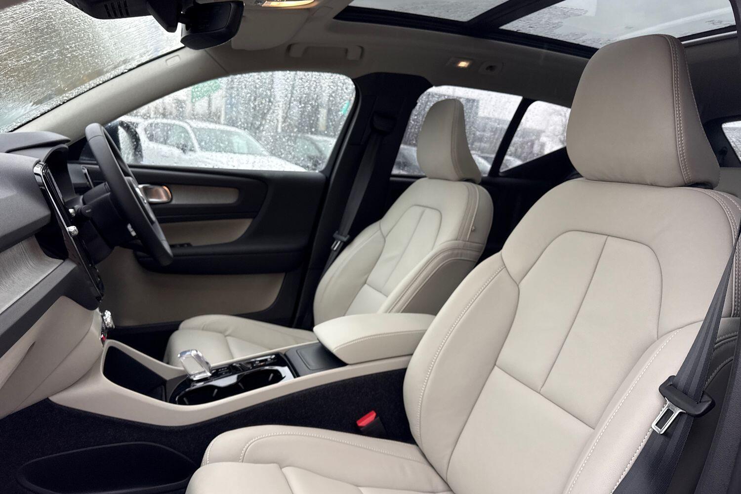 Used Volvo XC40 2025 for sale - 76936060: Photo 28