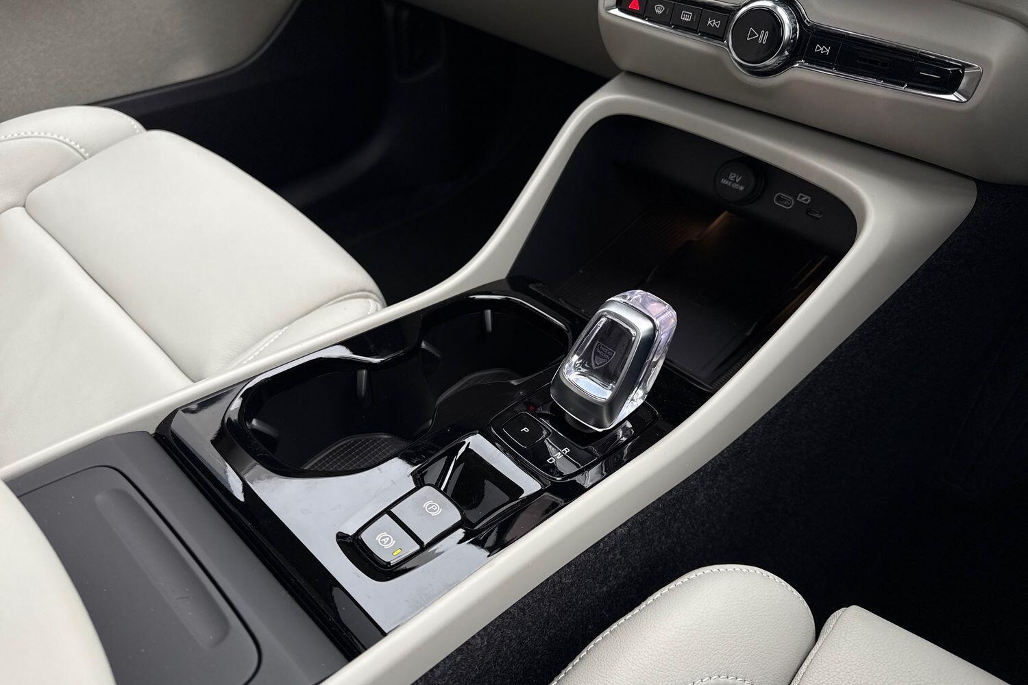 Used Volvo XC40 2025 for sale - 76936060: Photo 44