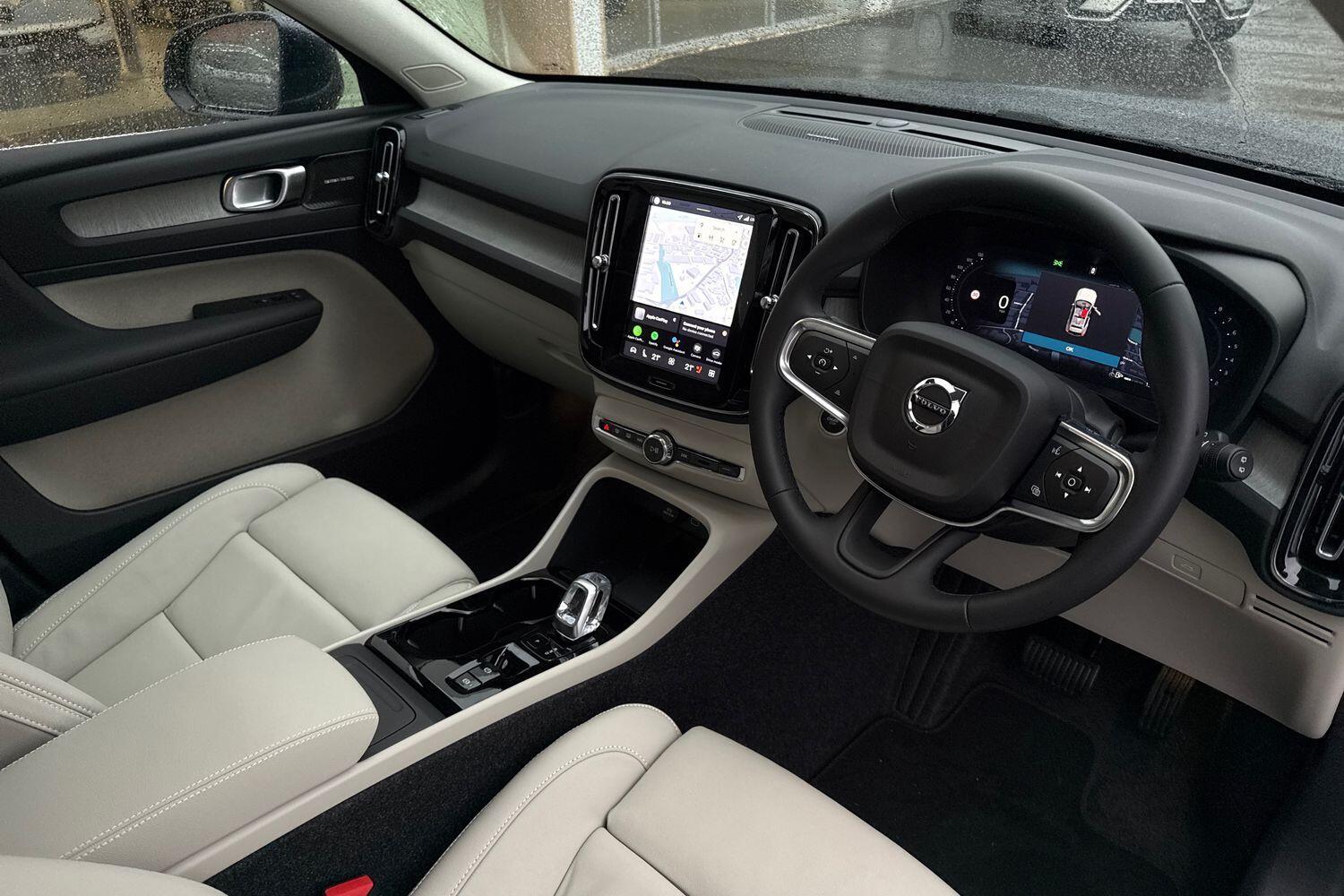 Used Volvo XC40 2025 for sale - 76936060: Photo 6