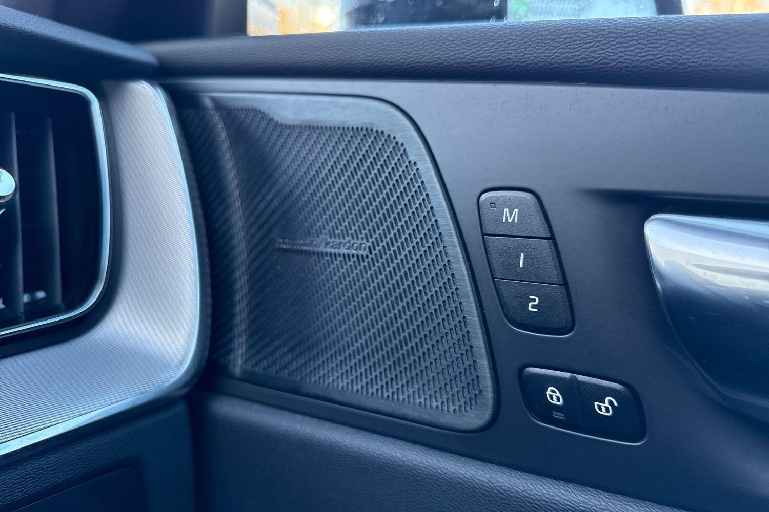 Used Volvo XC60 2022 for sale - 76781647: Photo 43