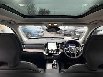 Used Volvo XC90 2025 for sale - 76521686: Photo