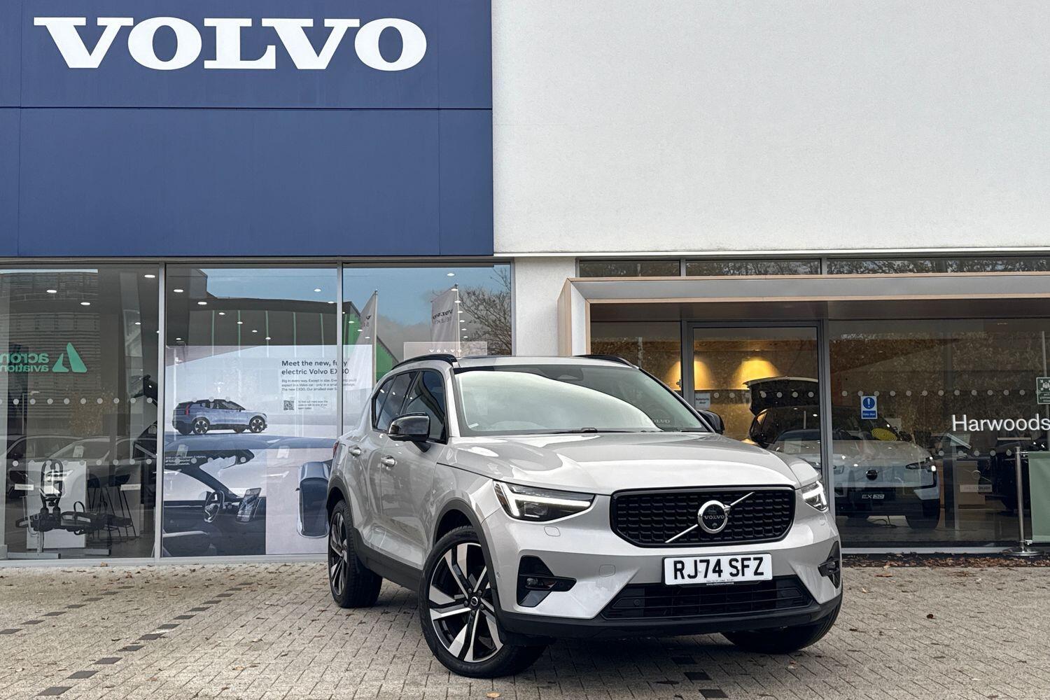 Used Volvo XC40 2024 for sale - 76597004: Photo 1