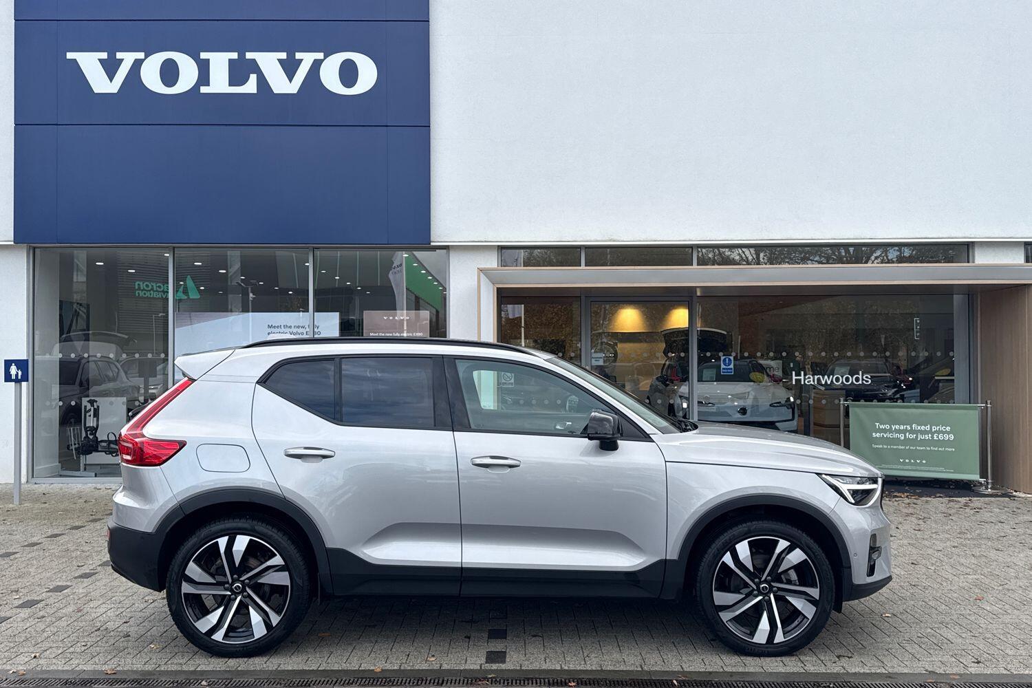 Used Volvo XC40 2024 for sale - 76597004: Photo 2