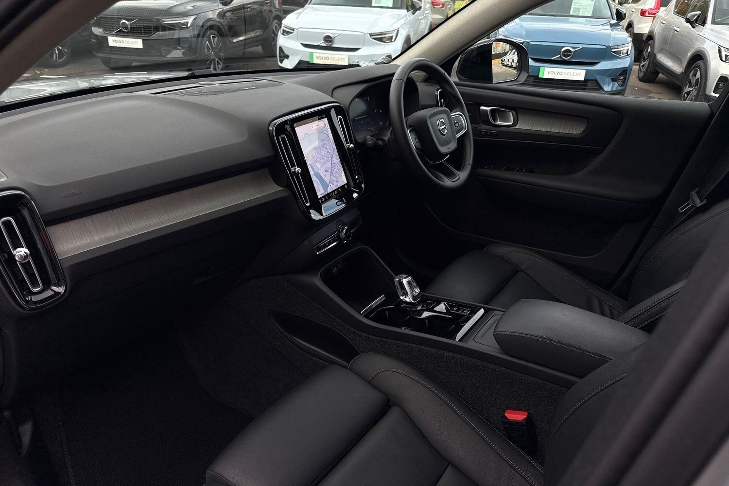 Used Volvo XC40 2024 for sale - 76597004: Photo 27