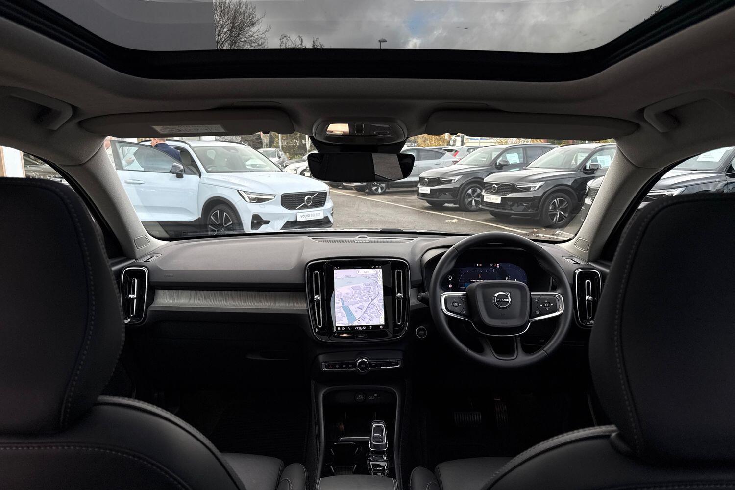 Used Volvo XC40 2024 for sale - 76597004: Photo 3