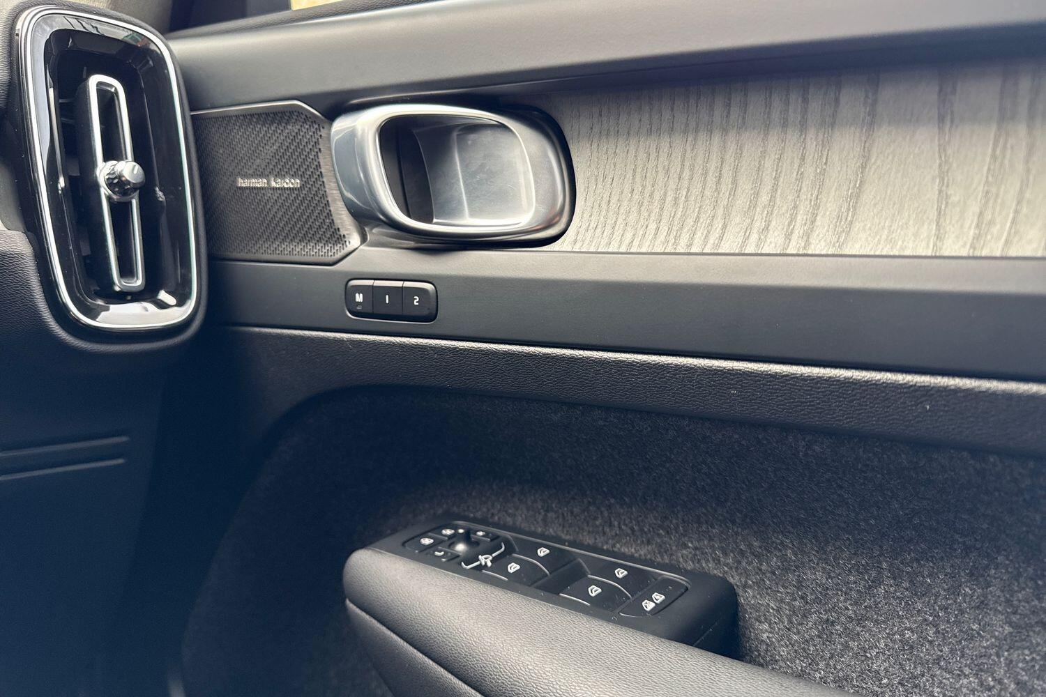 Used Volvo XC40 2024 for sale - 76597004: Photo 42