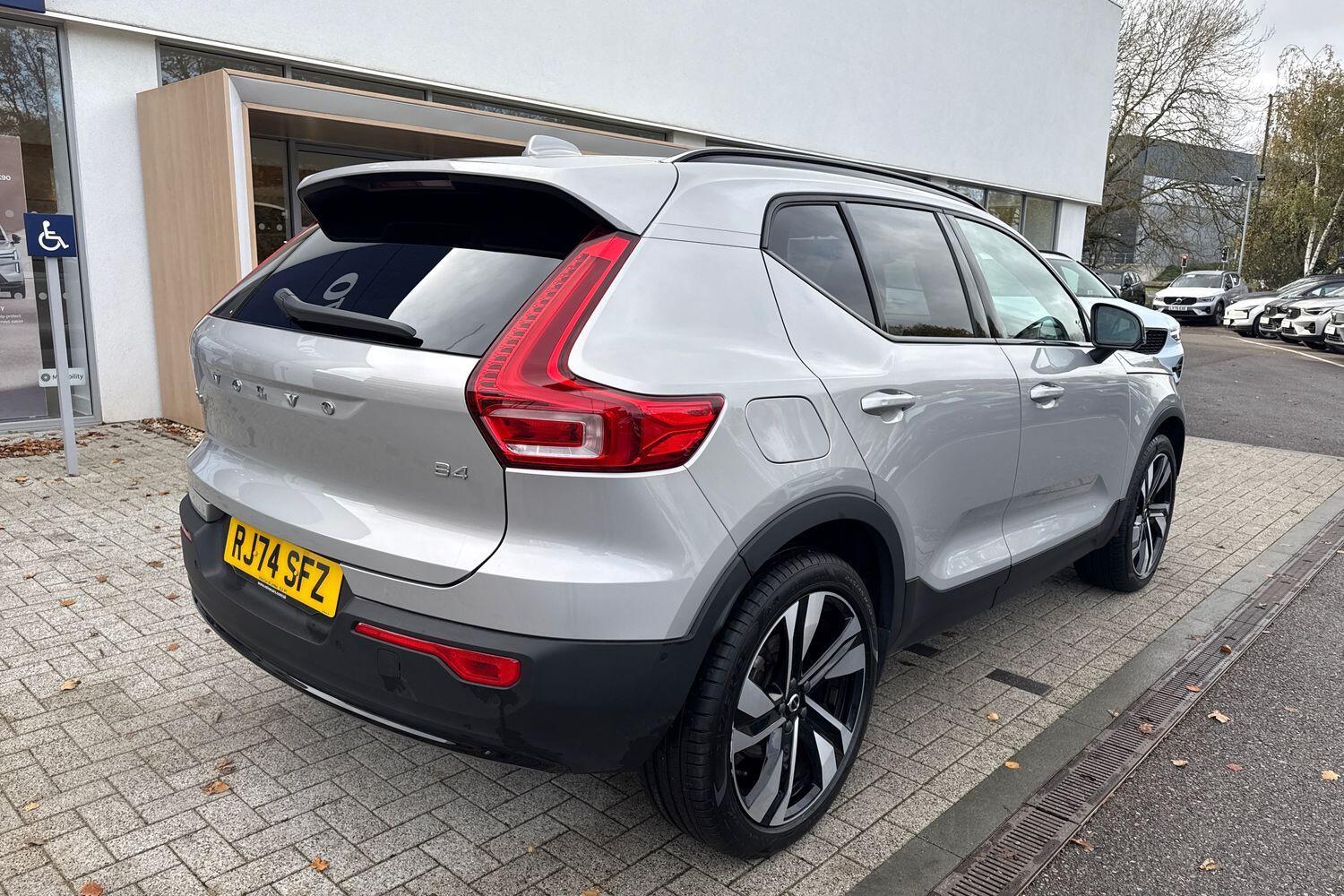 Used Volvo XC40 2024 for sale - 76597004: Photo 8
