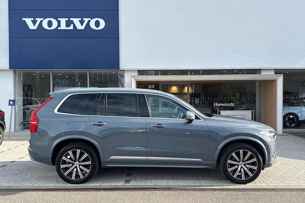 Used Volvo XC90 2021 for sale - 76084026: Photo 2
