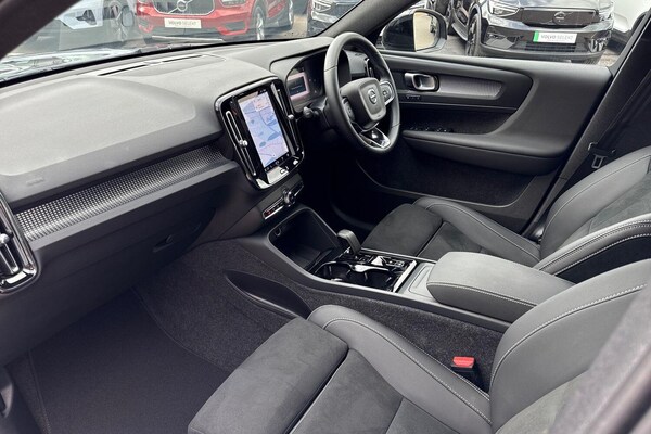 Used Volvo XC40 2025 for sale - 75741356: Photo 26