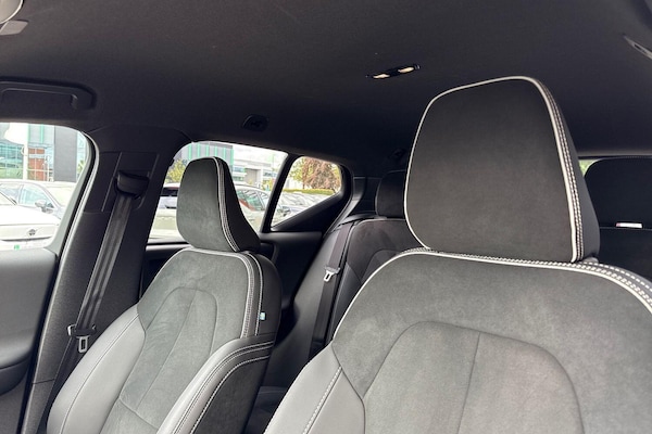 Used Volvo XC40 2025 for sale - 75741356: Photo 28