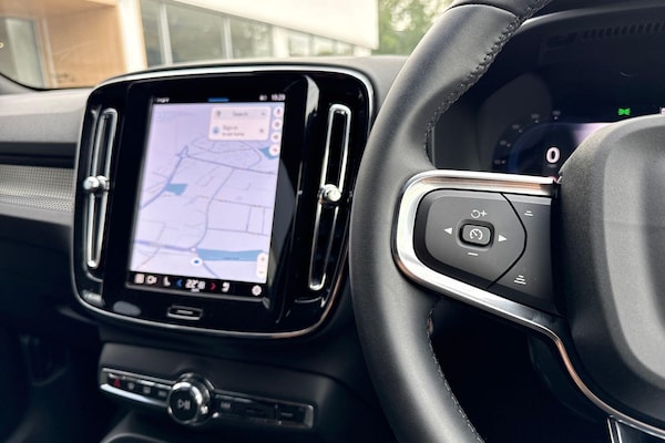 Used Volvo XC40 2025 for sale - 75741356: Photo 35