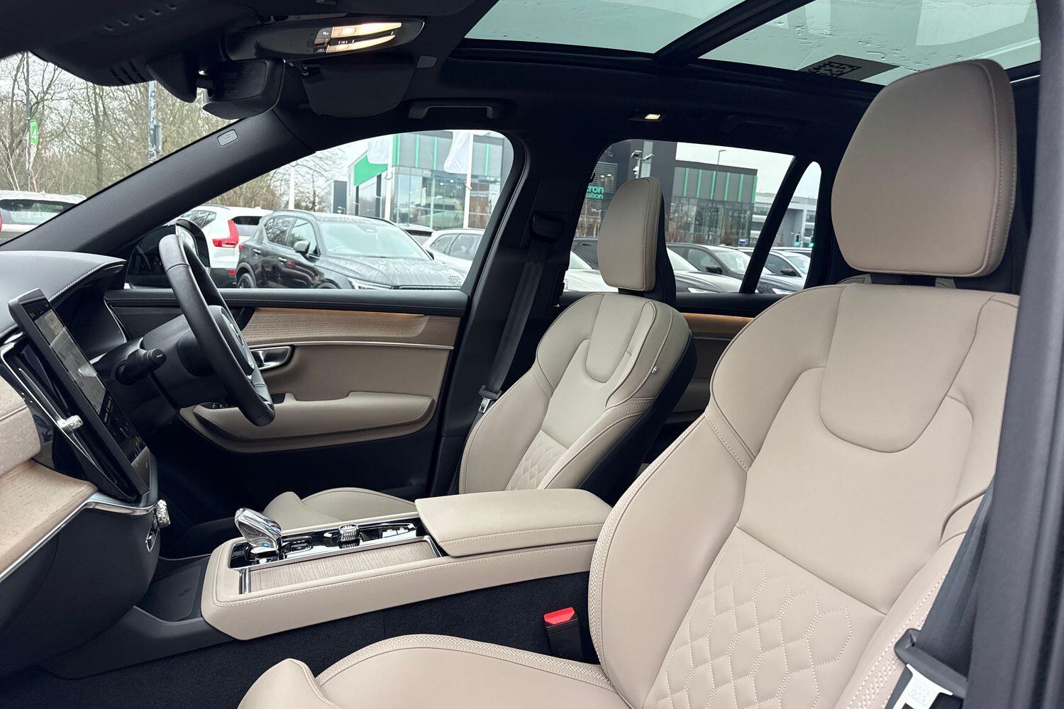 Used Volvo XC90 for sale - 77266736: Photo 32