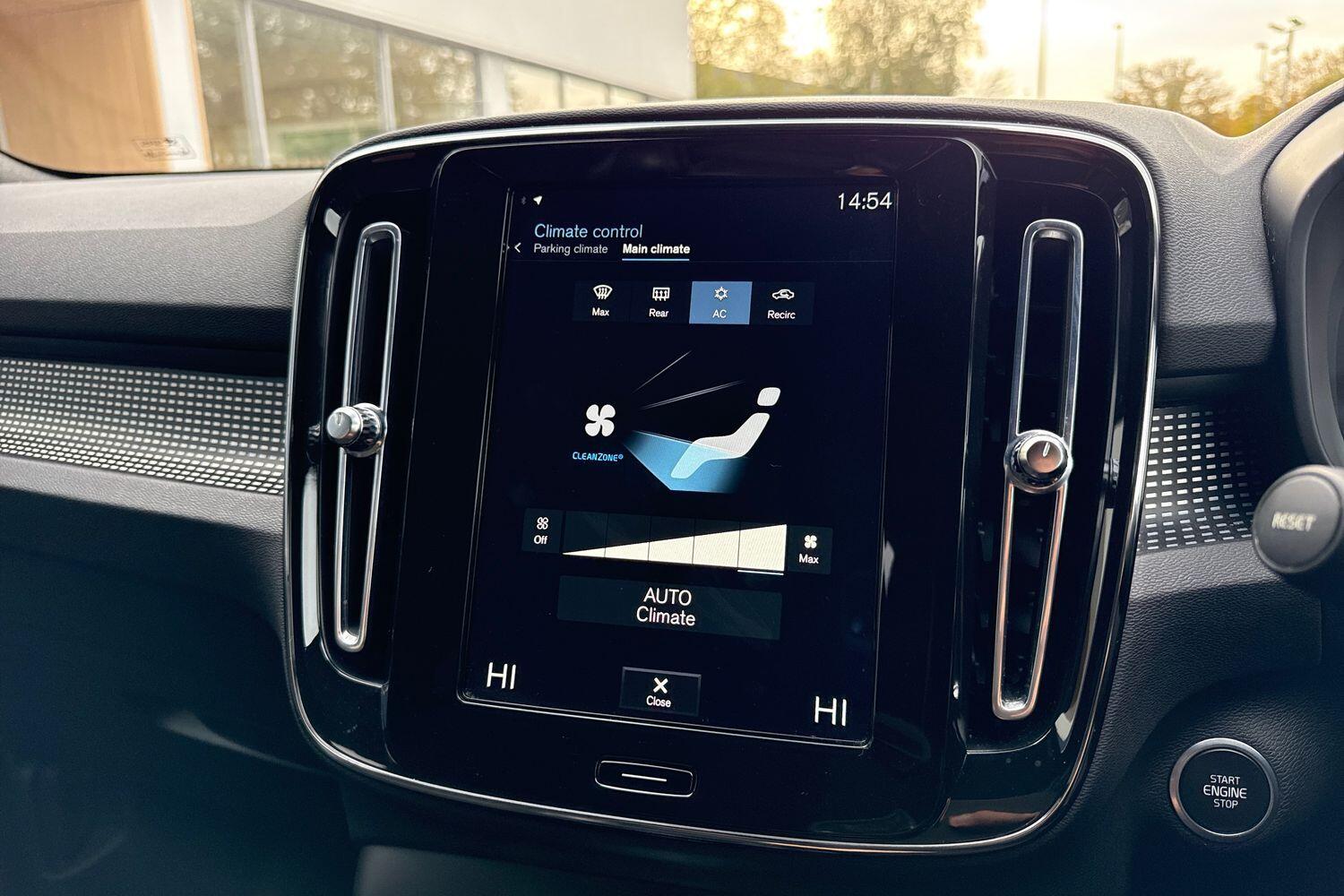 Used Volvo XC40 2021 for sale - 76424005: Photo 38