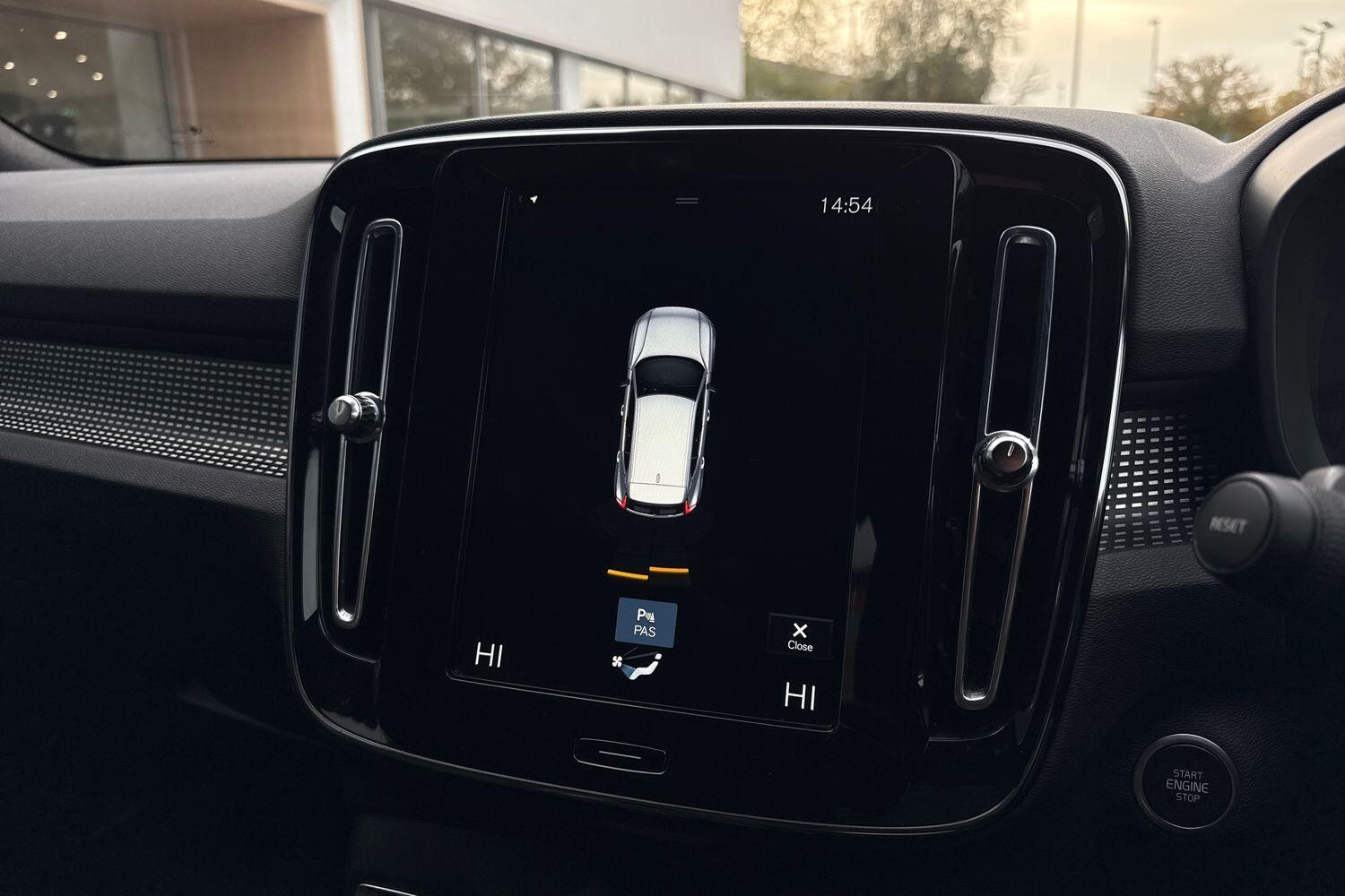 Used Volvo XC40 2021 for sale - 76424005: Photo 4