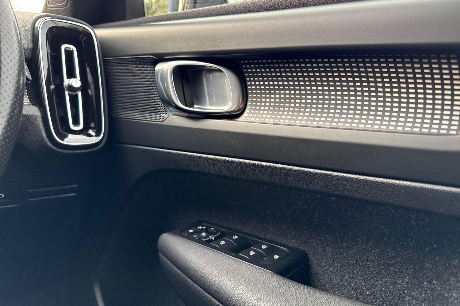 Used Volvo XC40 2021 for sale - 76424005: Photo 40