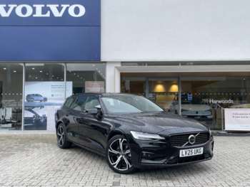 2025 (25) - 2.0 B4P Plus Dark 5dr Auto [7 speed]