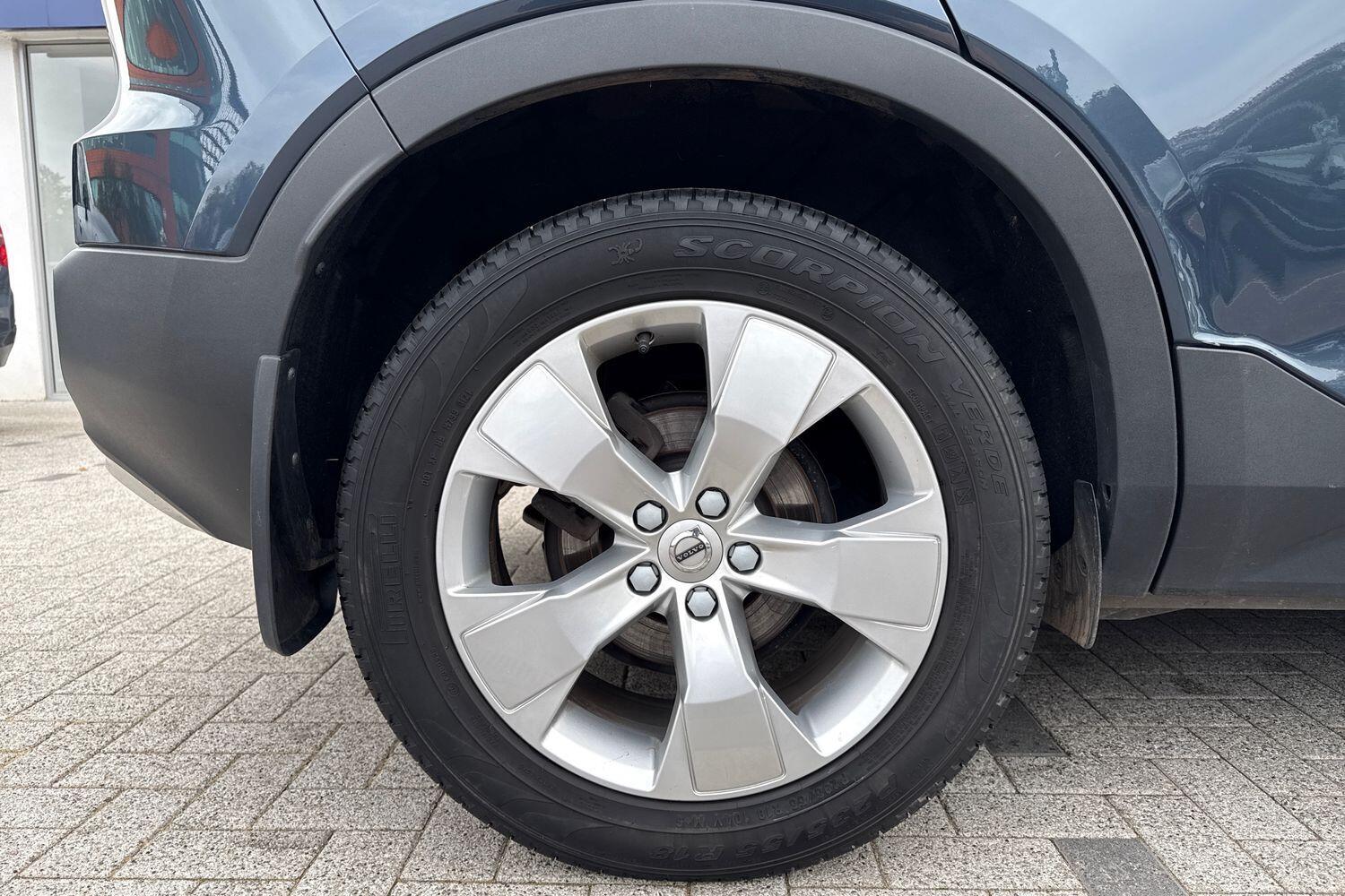 Used Volvo XC40 for sale - 76159035: Photo 13