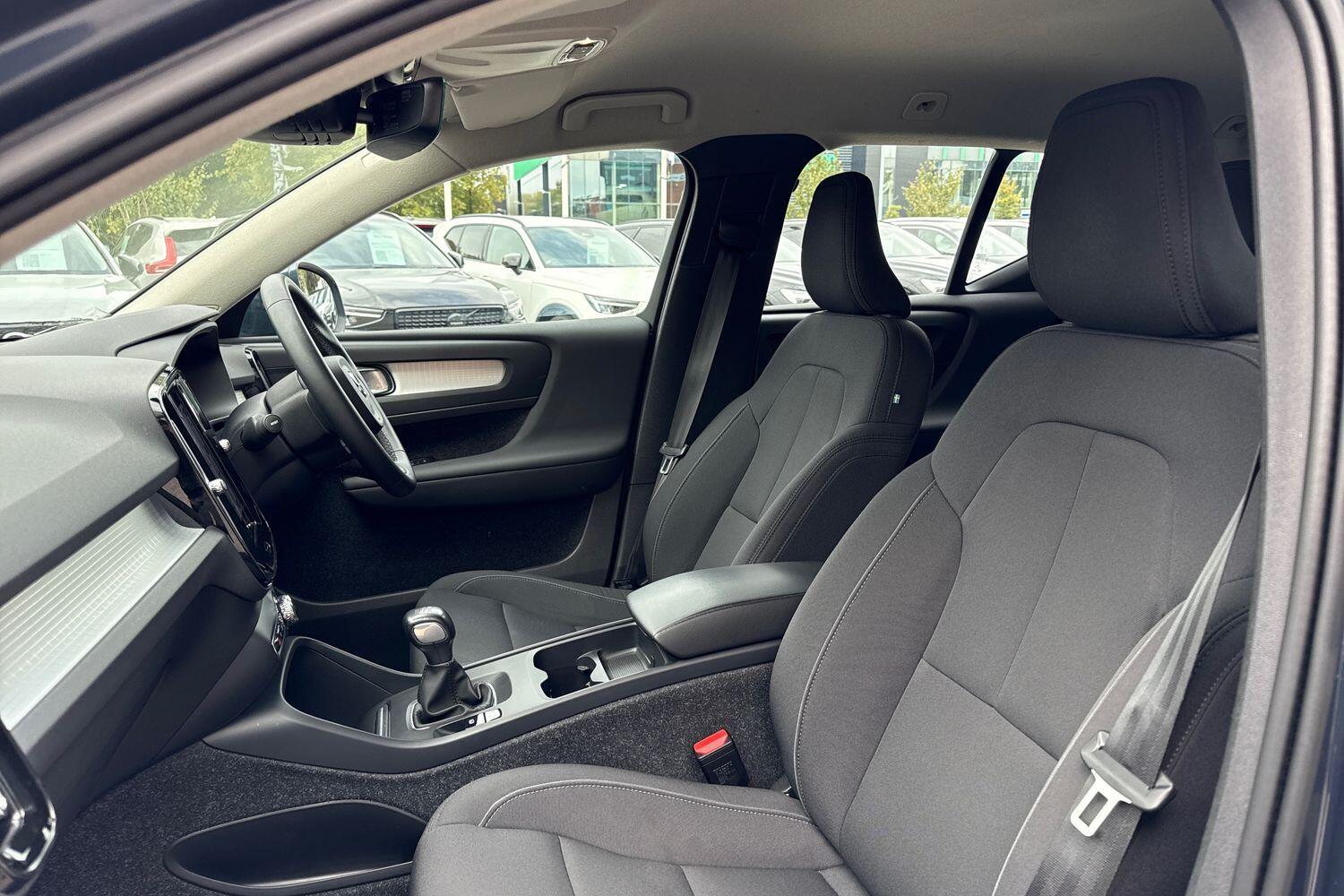 Used Volvo XC40 for sale - 76159035: Photo 27
