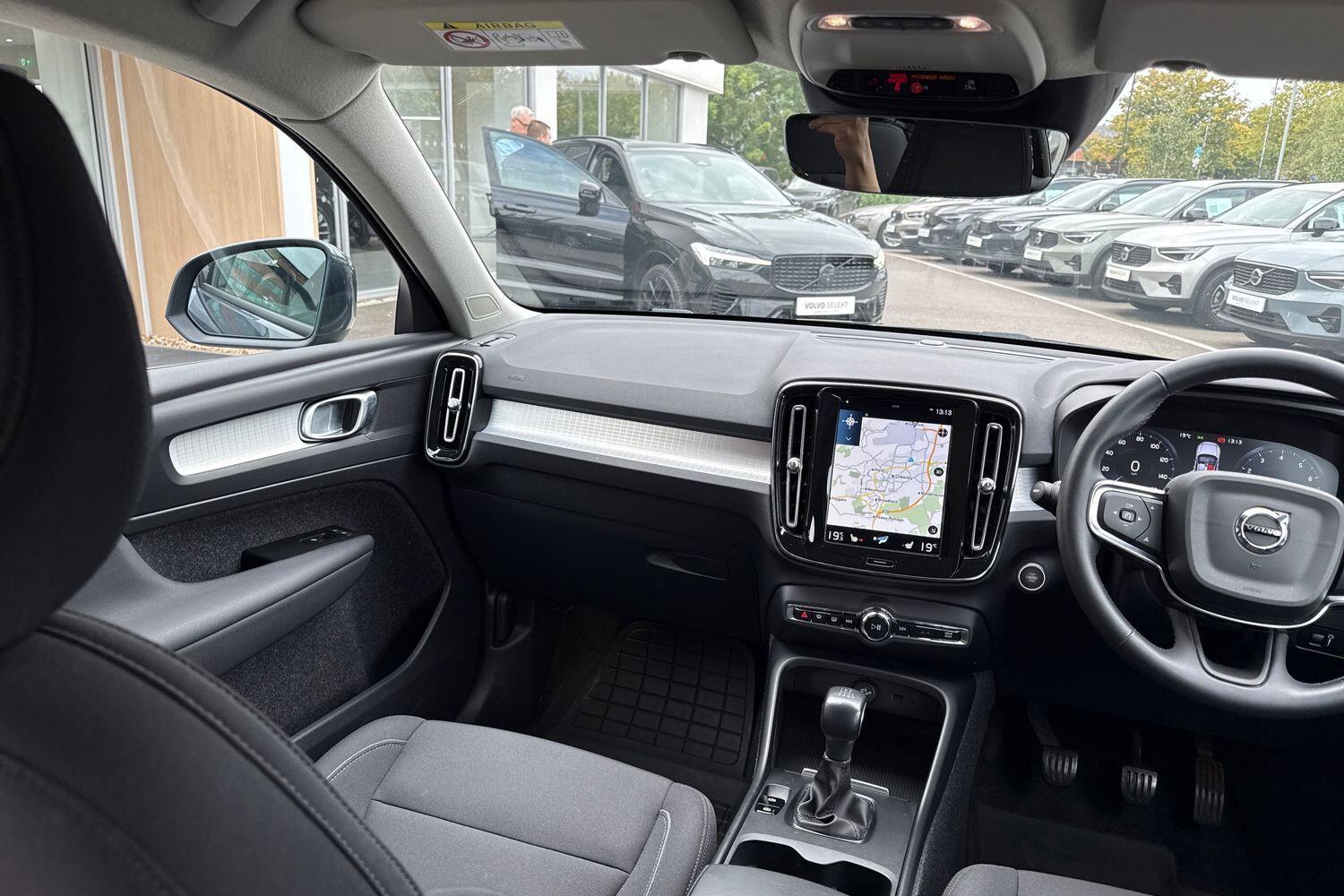 Used Volvo XC40 for sale - 76159035: Photo 31