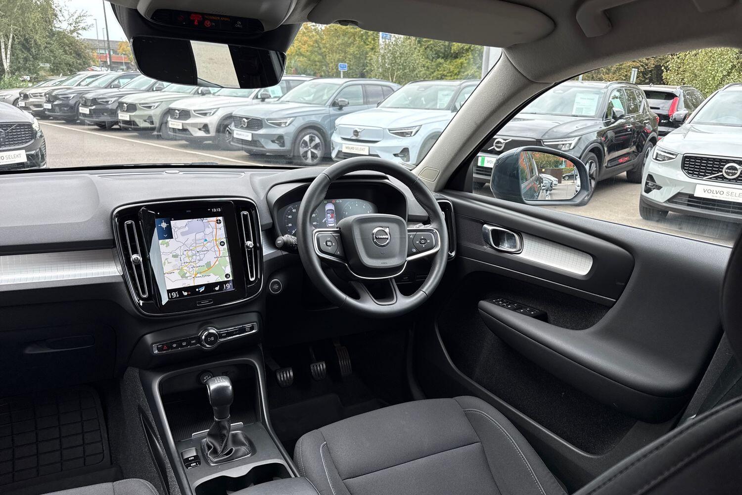 Used Volvo XC40 for sale - 76159035: Photo 32