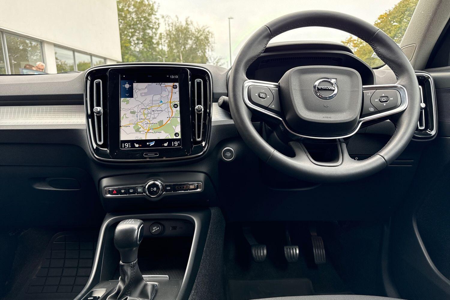 Used Volvo XC40 for sale - 76159035: Photo 33