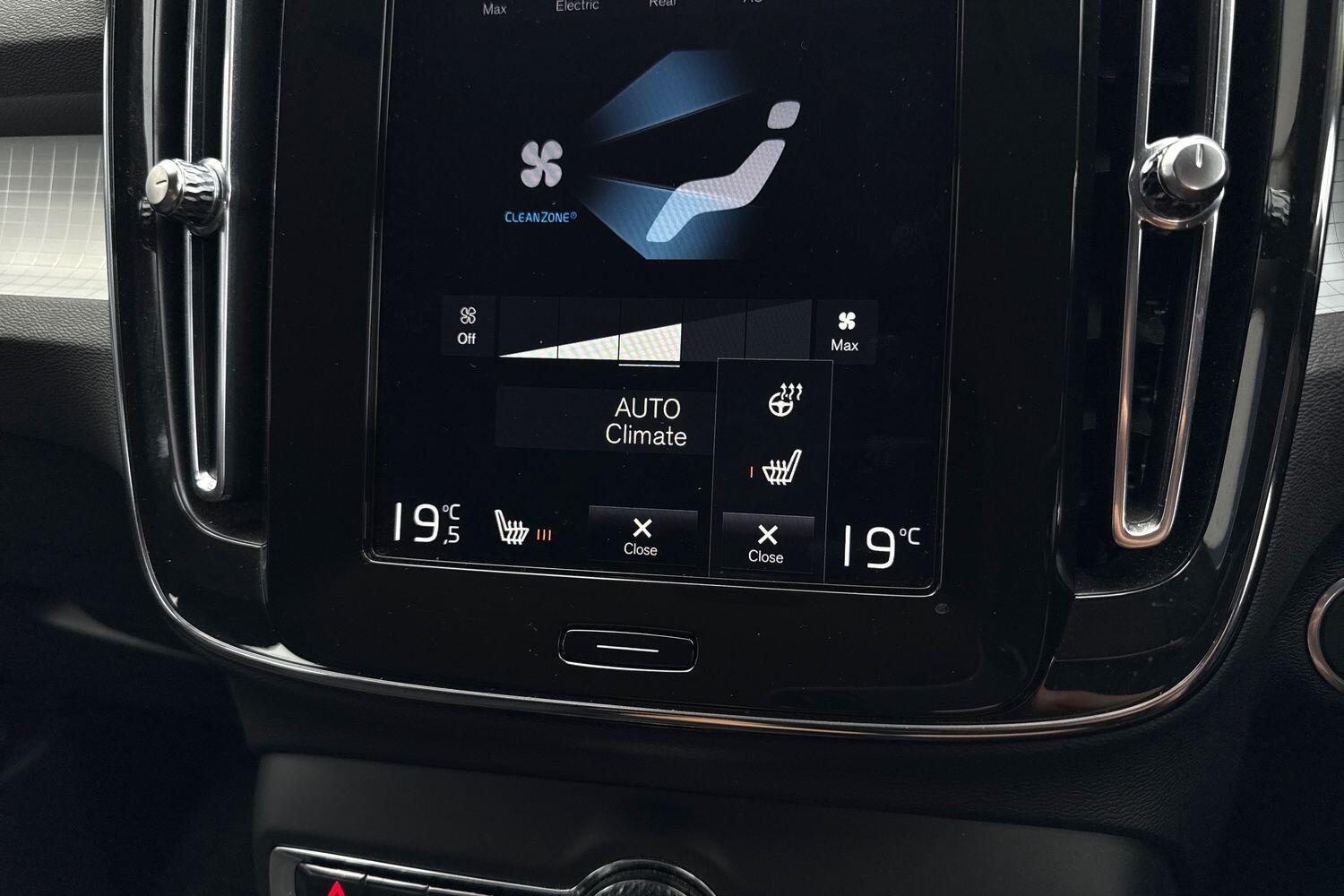 Used Volvo XC40 for sale - 76159035: Photo 39