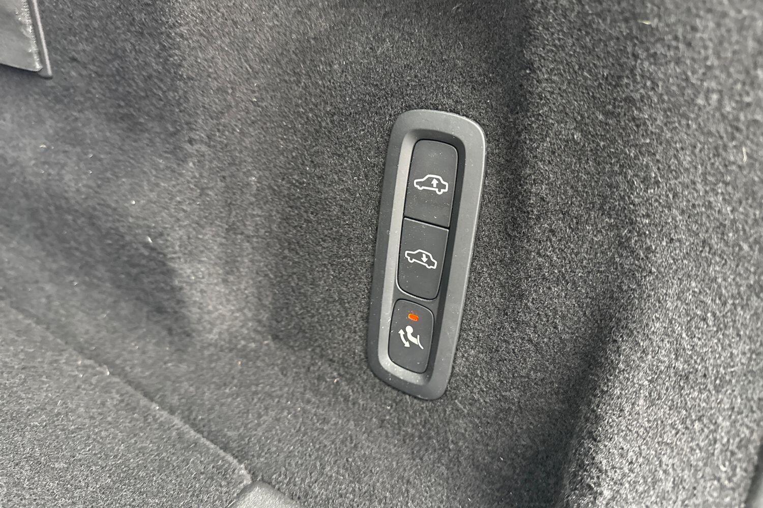 Used Volvo XC60 for sale - 77191663: Photo 22