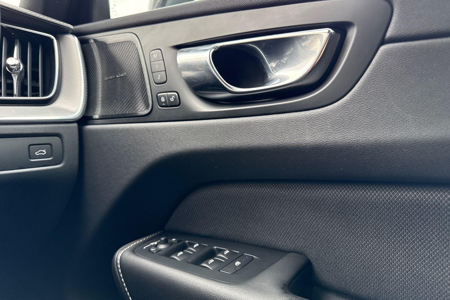 Used Volvo XC60 for sale - 77191663: Photo 44