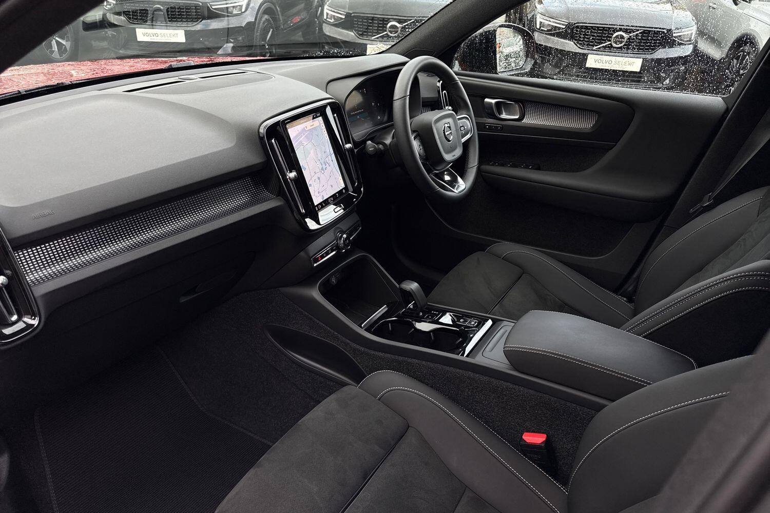 Used Volvo XC40 2022 for sale - 76360849: Photo 26