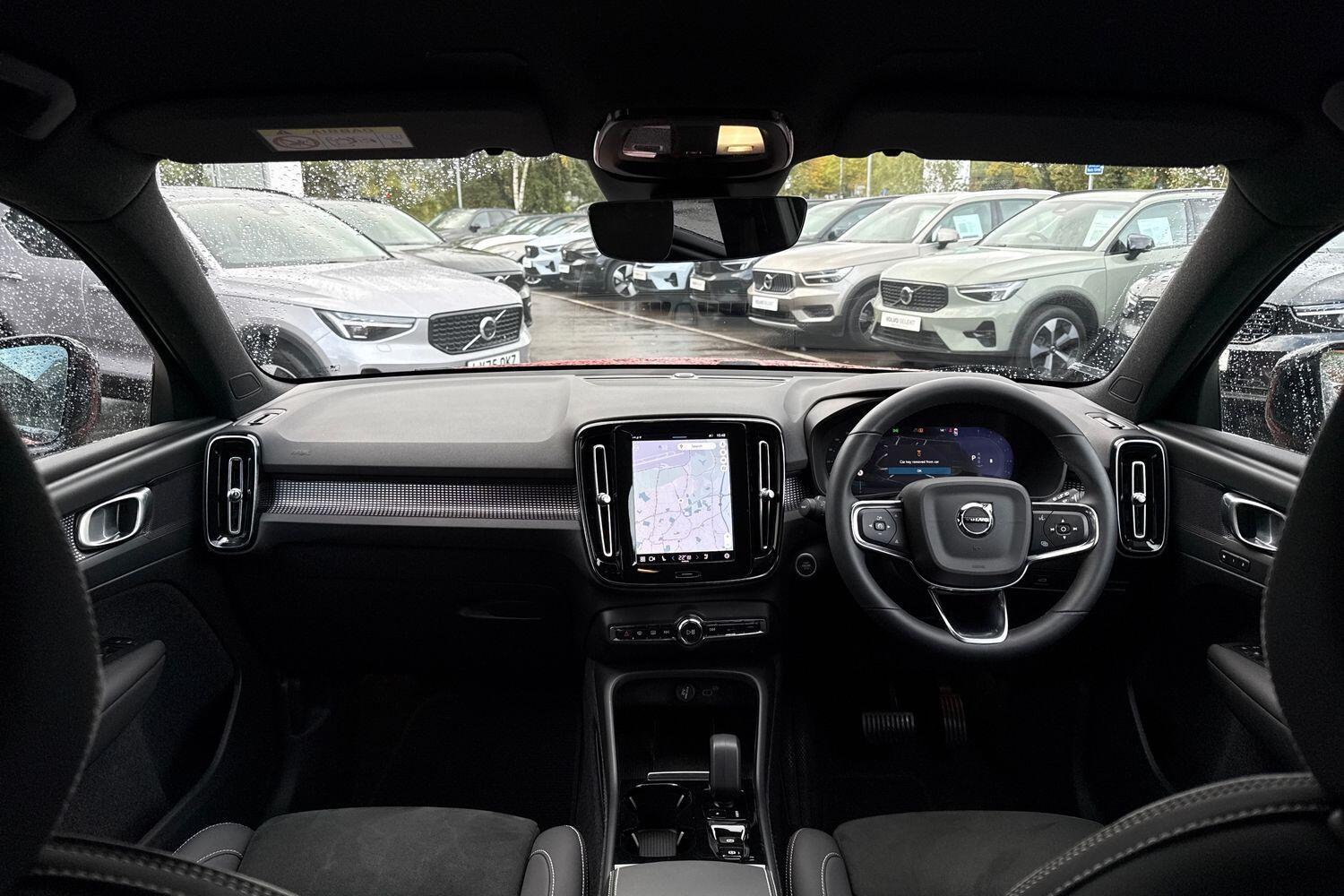 Used Volvo XC40 2022 for sale - 76360849: Photo 3
