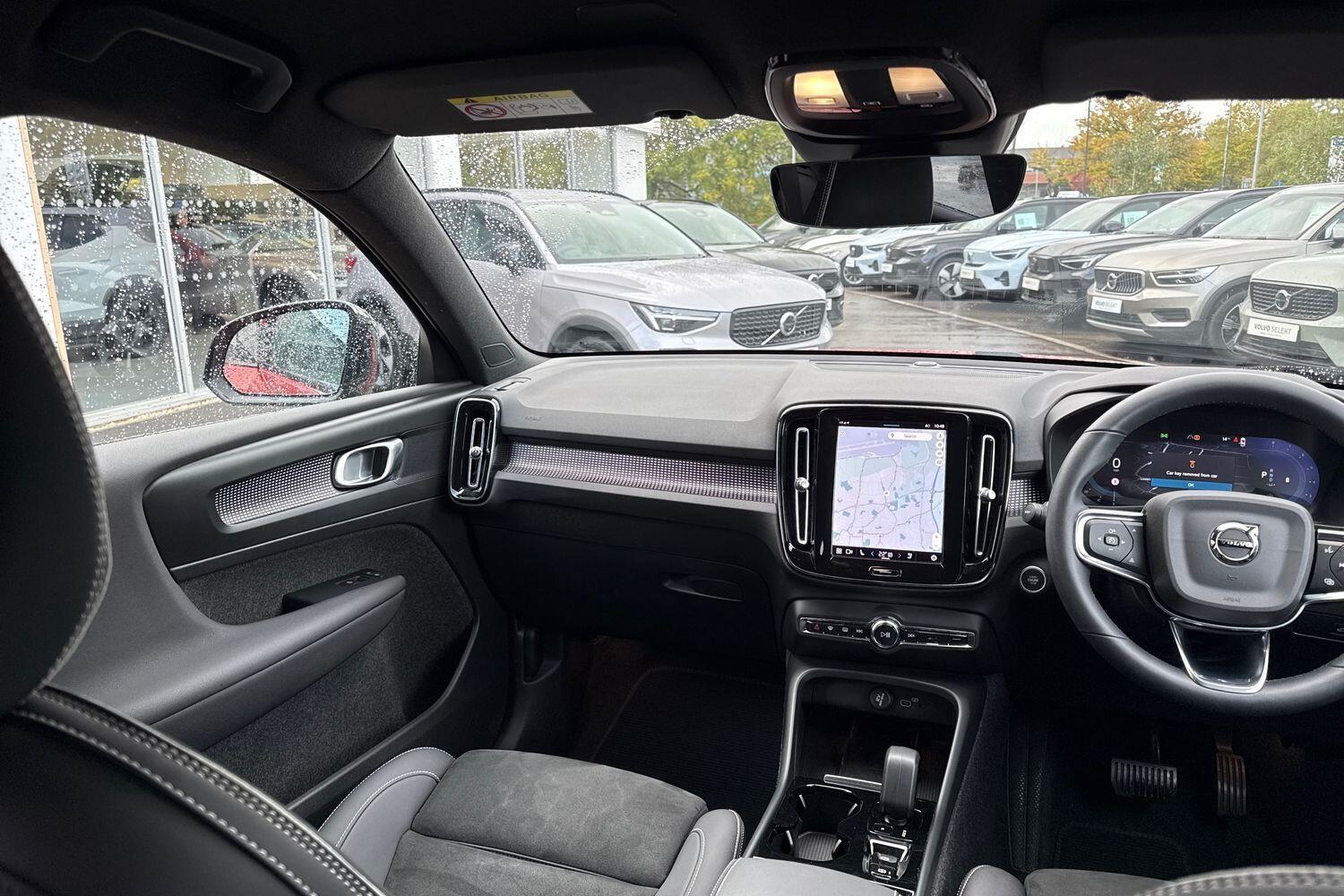 Used Volvo XC40 2022 for sale - 76360849: Photo 32