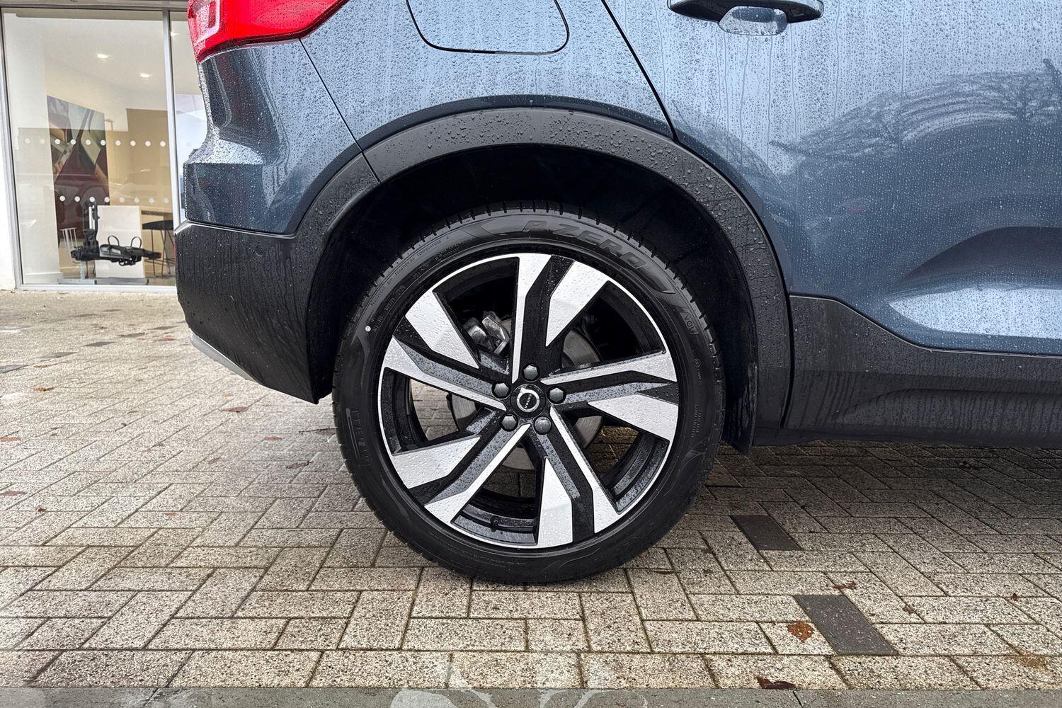 Used Volvo XC40 2025 for sale - 76823437: Photo 14