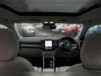 Used Volvo XC40 2025 for sale - 76823437: Photo