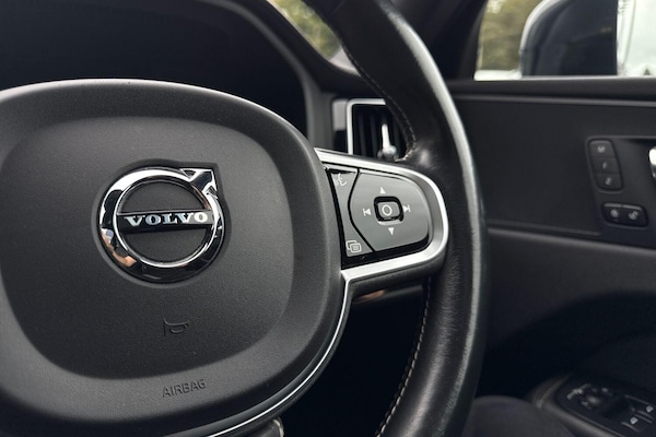 Used Volvo XC60 2020 for sale - 76002508: Photo 37