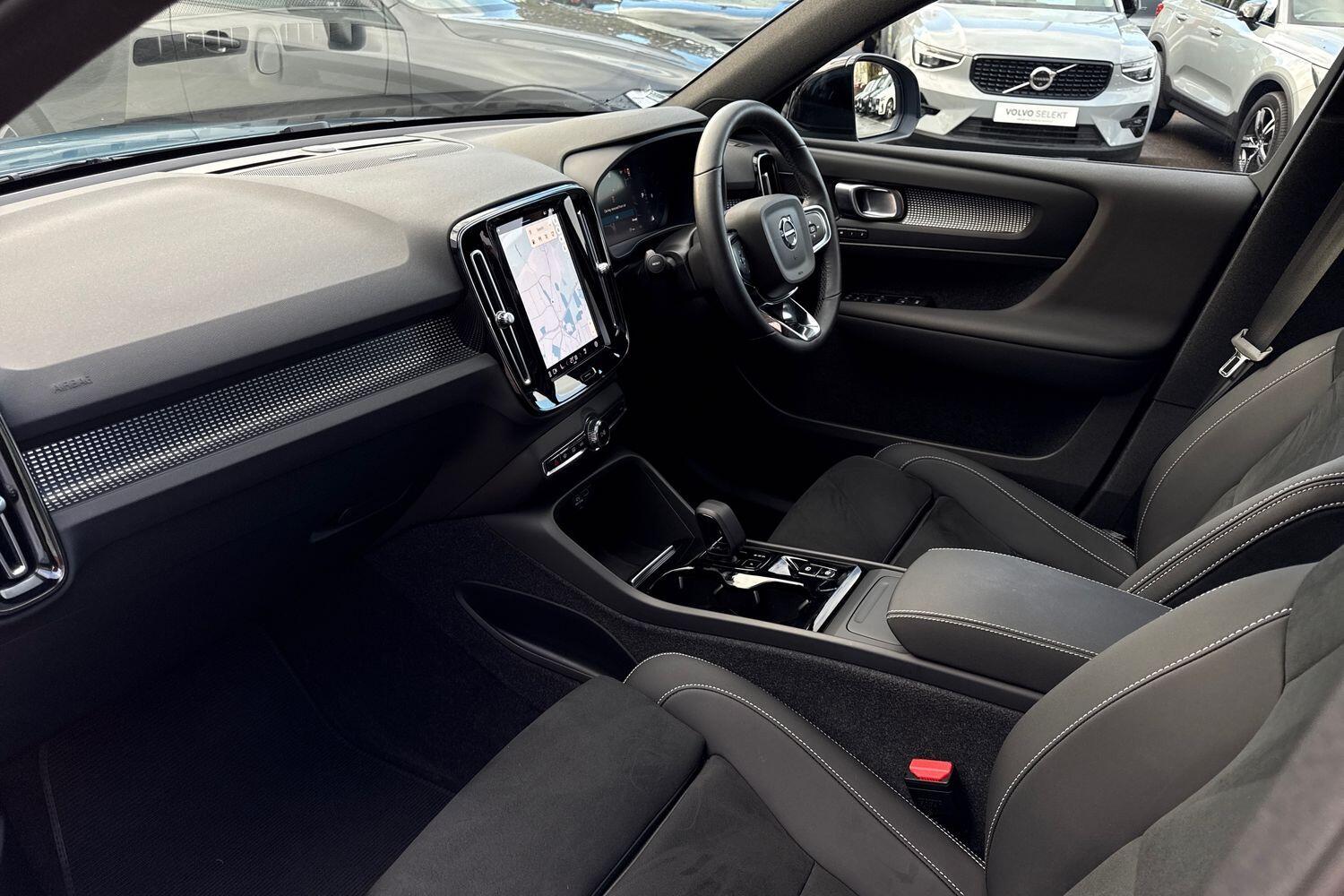 Used Volvo XC40 2022 for sale - 77358730: Photo 27