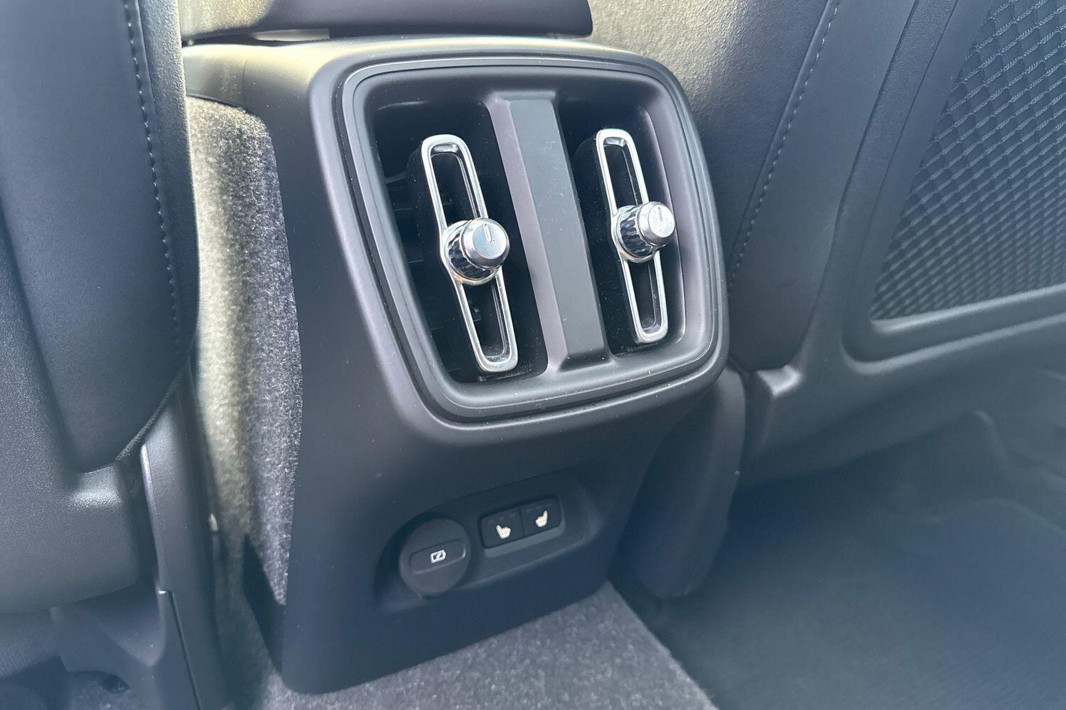 Used Volvo XC40 2022 for sale - 77358730: Photo 32