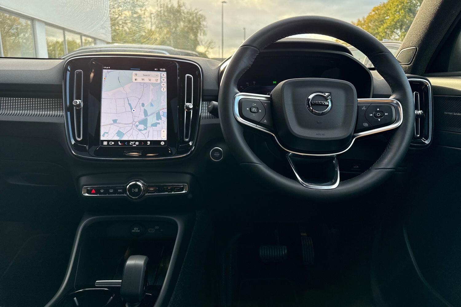 Used Volvo XC40 2022 for sale - 77358730: Photo 35