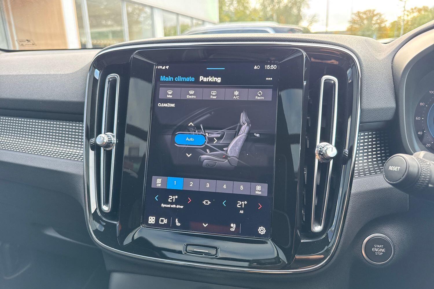 Used Volvo XC40 2022 for sale - 77358730: Photo 40