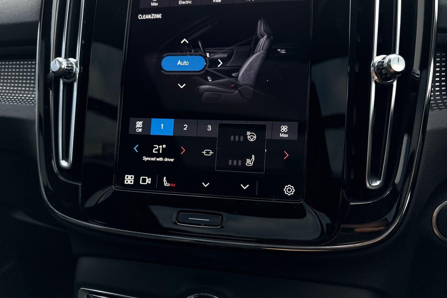 Used Volvo XC40 2022 for sale - 77358730: Photo 41